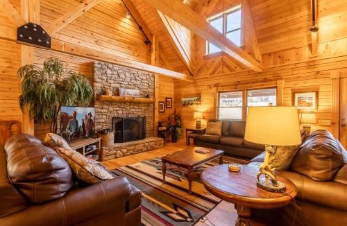 Jefferson House | Waters Edge Retreat