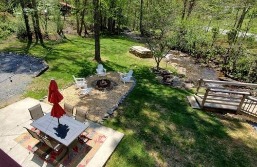 Upper Peachtree House | Waterwheel Cabin by the Creek