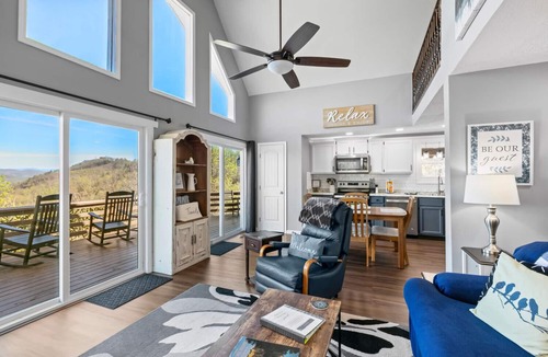 Hendersonville Cabin | We are Open! It's ALL About That View! Hendersonville, Asheville NC, Hot Tub!