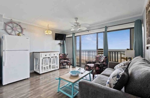 Carolina Beach Condo | Weathertree by the Sea off the Boardwalk Oceanview