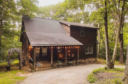 Boone Cabin | Welcome to Whiskey Woods!