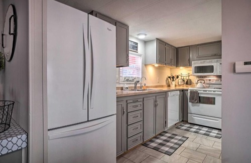 Hayesville House | Welcoming Cabin Less Than 10 Miles from Hayesville!