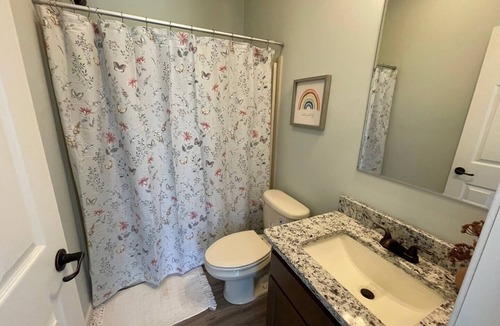 Harvest Apartment | Welcoming Duplex for 2 Near Madison