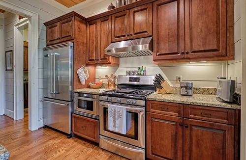 Mirror Lake House | Well Appointed Highlands Home With A Pond View - Hemlock Hideaway