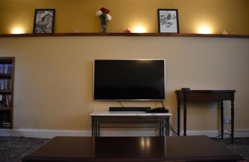 West End Apartment | West End Apartment
