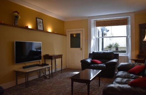 West End Apartment | West End Apartment