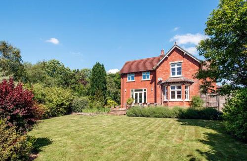 Church Knowle House | West Lodge
