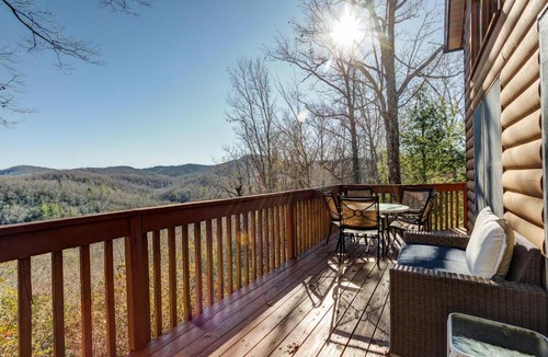 Lake Toxaway House | West Mountain Lodge