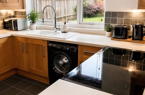Exeter House | Westbrook Spacious 3 Bed in Exeter
