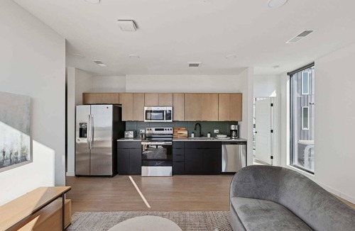 Eighth Avenue Apartment | Westerly House