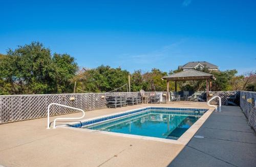Whalehead Beach House | WH582 Beachnuts Too