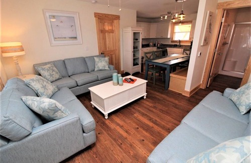 South Nags Head Cottage | Whalebone Oceanside 3 Bedroom Cottage G