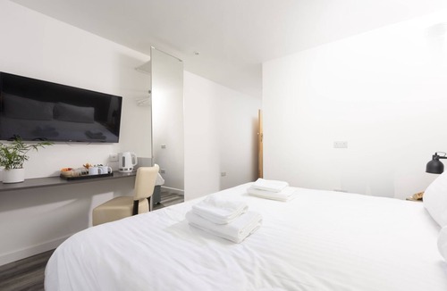 St Just Hotel | Wheal Call, B&B - a hotel room that sleeps 2 guests in 1 bedroom
