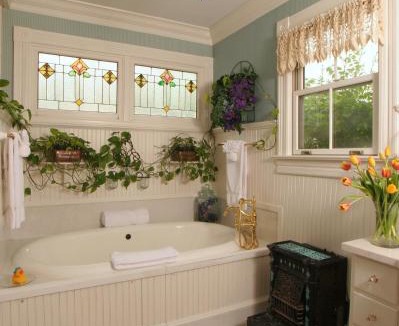 Historic Downtown Manteo Bed & Breakfast | White Doe Inn Bed & Breakfast