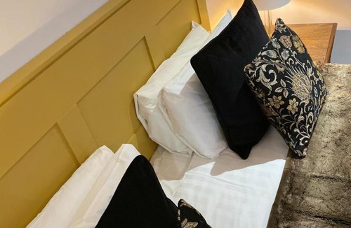 Dorchester-on-Thames Hotel | White Hart Hotel