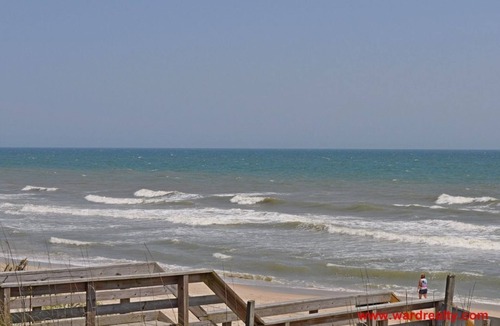 Surf City House | White Pearl - Luxurious, 4 BR Oceanfront Home with Covered Porch & more!
