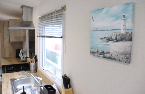 Seasalter House | Whitstable Neptune - Alberta Holiday Park