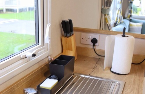 Seasalter House | Whitstable Neptune - Alberta Holiday Park
