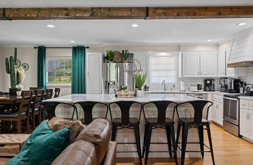 Candler House | Wild West Pool Sportcourt Hot Tub Fire Pit