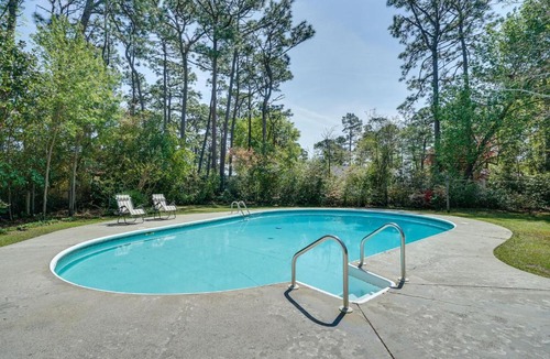Wilmington House | Wilmington Rental about 4 Mi to Wrightsville Beach!