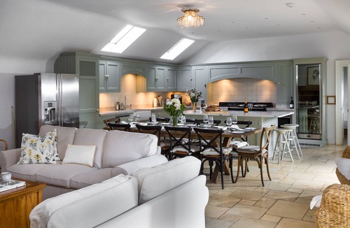 Elkstone Cottage | Windrush - a stunning barn conversion in Elkstone sleeping 11 guests
