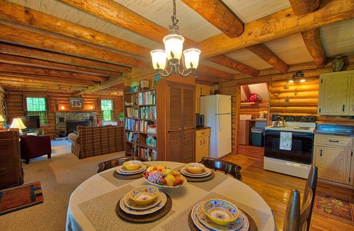 Newland Cabin | Winds Aloft -Quaint Cabin with Grandfather Mountain views, Hot Tub