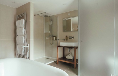 Goudhurst Hotel | Winemaker's Pub