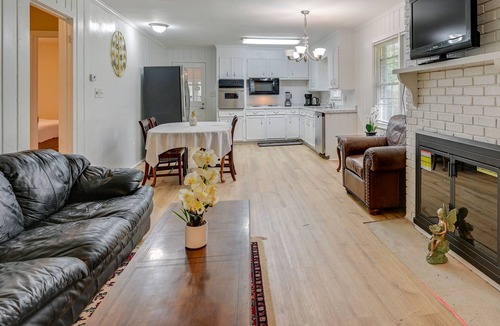 Winston - Salem House | Winston-Salem Home Near Wake Forest University!