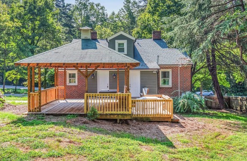 Winston - Salem Cottage | Winston-Salem's Quaintest Cottage