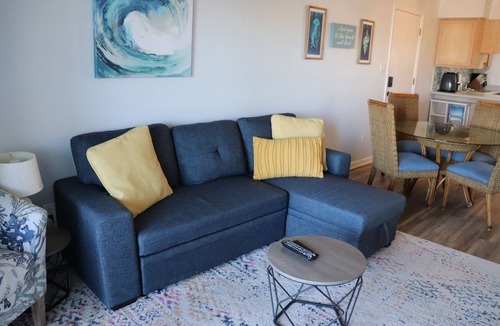 Emerald Isle Condo | Winter Monthly Rentals Available - Oceanside condo in Emerald Isle