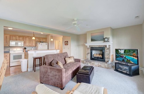 Banner Elk Condo | Wintergreens R1012- Mountain Condo, Mountain View, Gated Resort, Indoor/Outdoor Pools and Hot Tub.