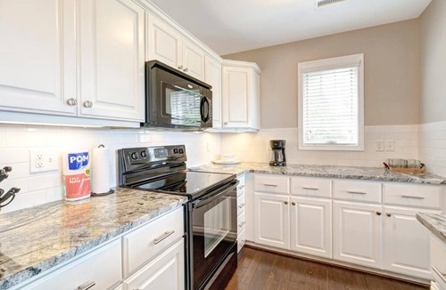 Banner Elk Condo | Wintergreens R1711-Mountain Condo, Mountain View, Gated Resort, Indoor/Outdoor Pools and Hot Tub,.