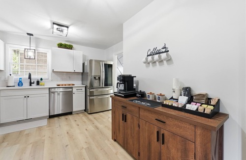 Greensboro House | Wonderful 3-bedroom house with fire pit in friendly Greensboro neighborhood