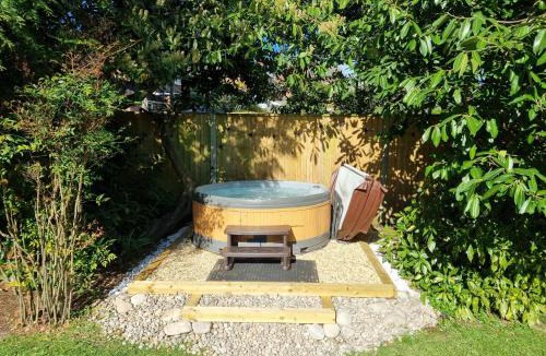 Emery Down House | Wood Haven
