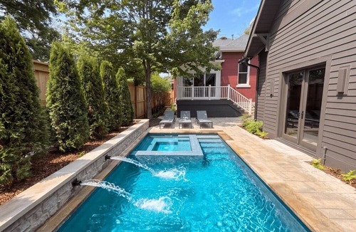Historic Edgefield House | Woodland Villa — Heated Pool, Hot Tub, Gym, Grill, Fire Pit