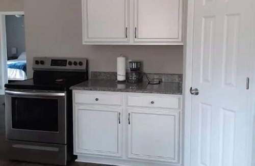 Morganton Cottage | Woodsy cottage next to Lake James