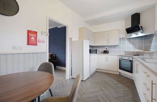 Fishburn House | Work Friendly 3 Bed House with Sofa Beds, Sleeps 7