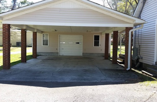 Wilmington Apartment | Wrightsville Beach 3 miles, No pets