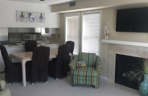 North Carolina Coast House | Wrightsville Beach Townhome - amazing location with 3 bedrooms!