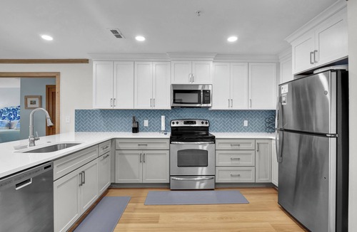 Shell Island Condo | Wrightsville Dunes F-2B - Oceanfront condo with community pool, tennis, beach