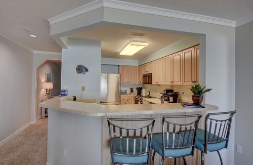 Shell Island Condo | Wrightsville Dunes F-3B - Oceanfront condo with community pool, tennis, beach