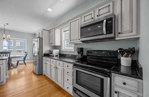 Village of Stump Sound House | Wyndy Island: Pet-Friendly-Oceanfront-Pool-Tennis