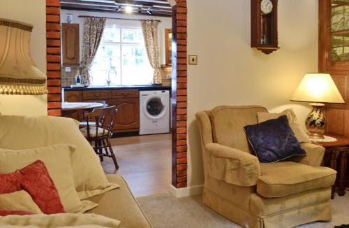 Llanycil House | Y Bwthyn