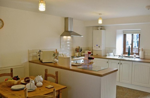 Cilybebyll House | Y Stabl-W43382