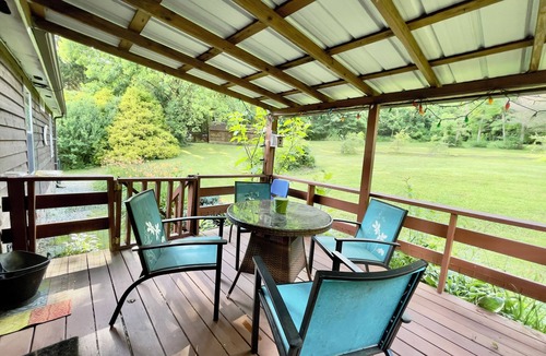 Robbinsville House | Yellow Creek Mountain Retreat, Creekside Paradise
