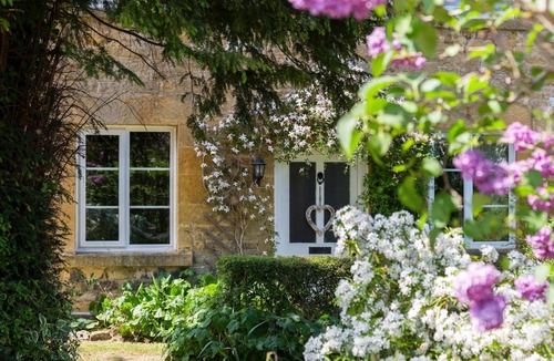 Willersey House | Yew Tree Cottage