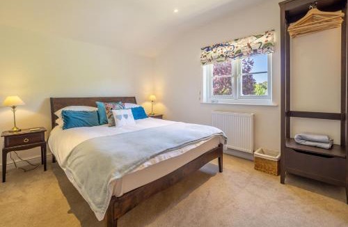 Westleton House | Yew Tree Cottage
