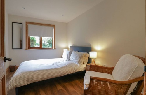 Dartford Cabin | Yew Tree Cottage, in Dartford.