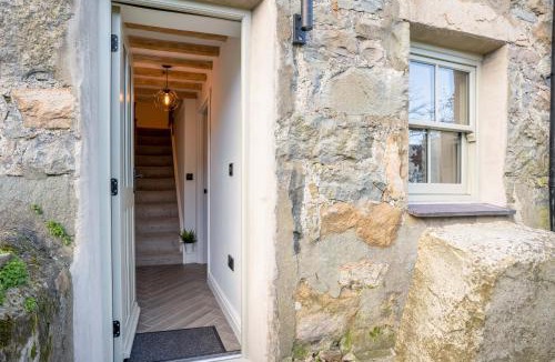 Trefor House | Ynata