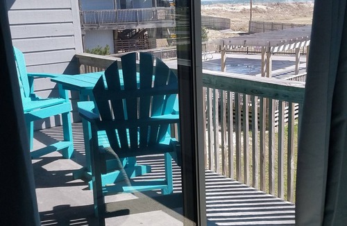 Rodanthe Condo | You'll love Sea Glass. Steps from the beach. Free linens.